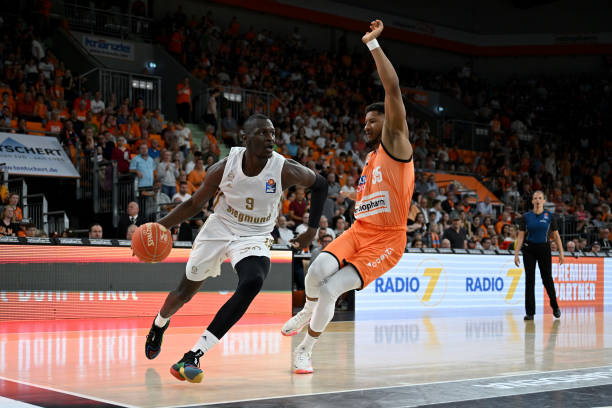 巴塞罗那的 巴塞罗那的