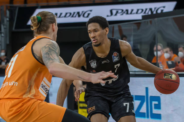 自己的战术 自己的战术